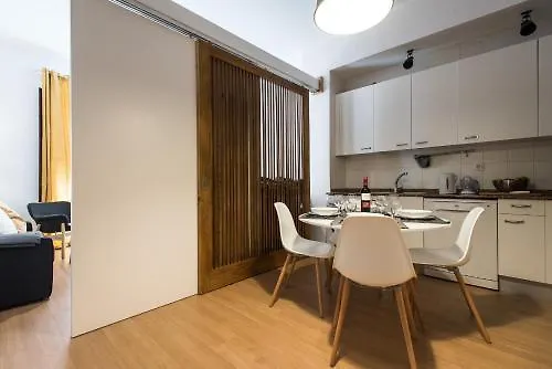 City Center Apartments Sevilla - Vidrio  Seville